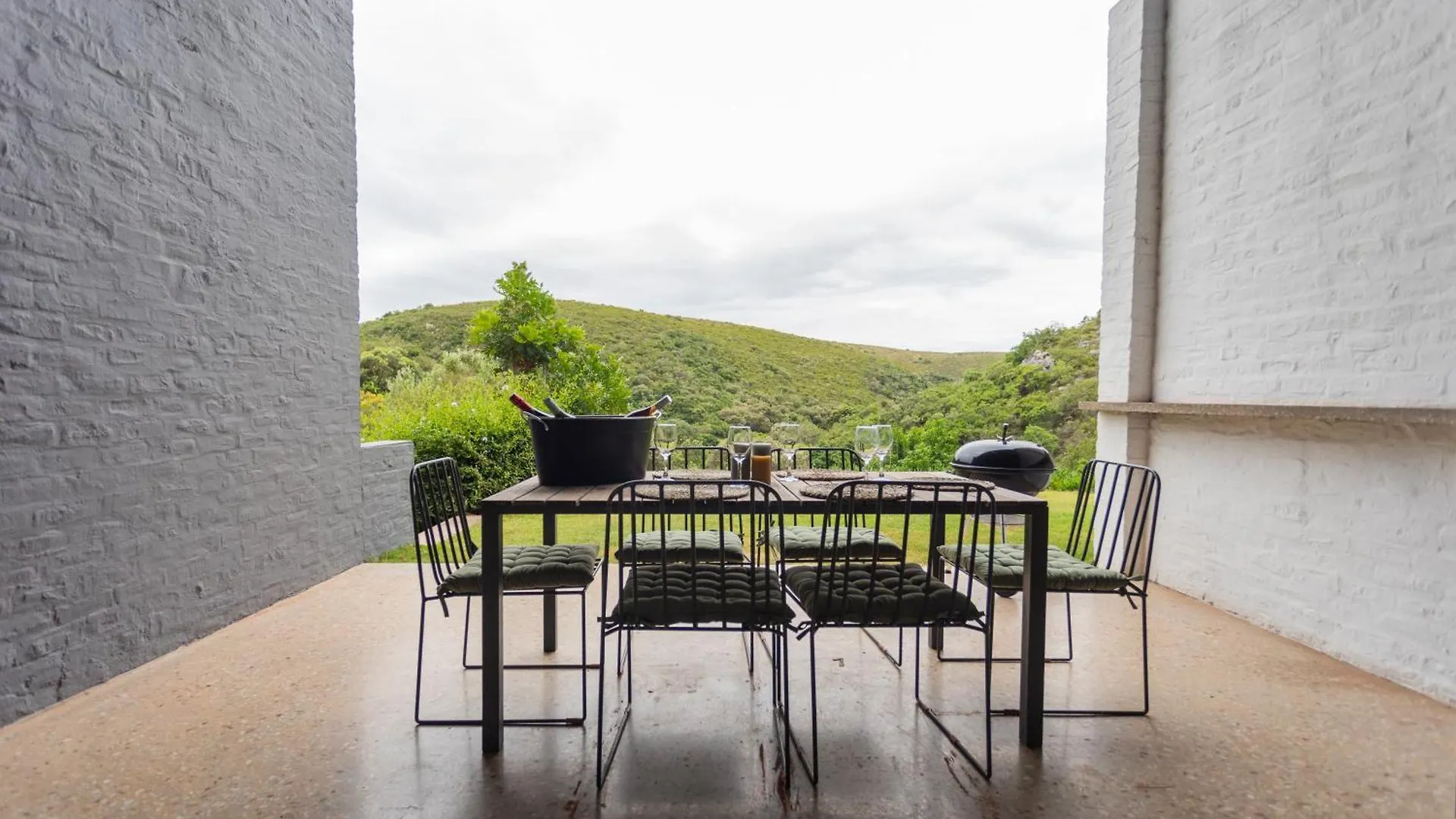 Nyosi Wildlife Reserve Port Elizabeth Resort